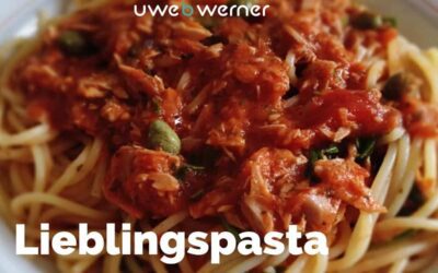 Pasta mit Thunfisch, Sardellen, Rucola und Kapern